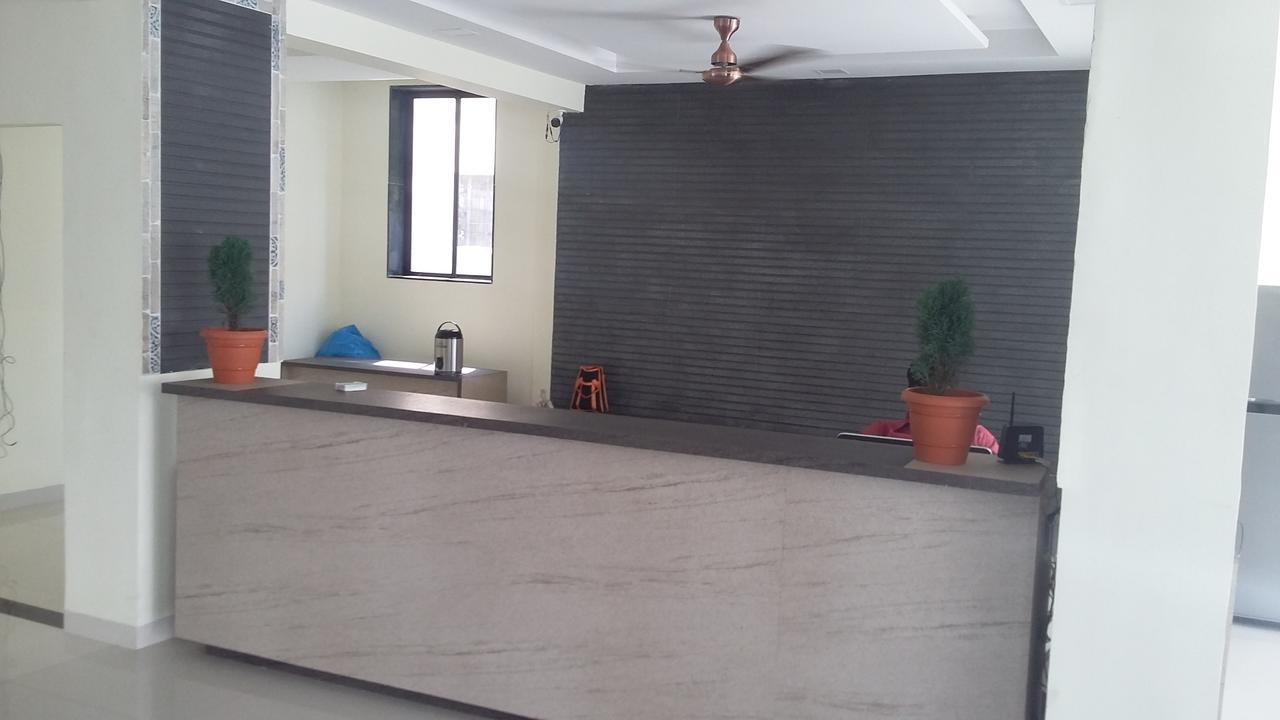 Casa Green Hotel Shirdi Esterno foto