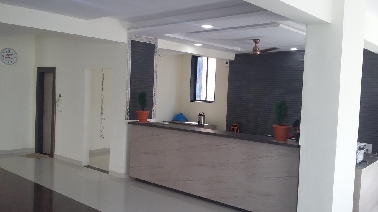 Casa Green Hotel Shirdi Esterno foto