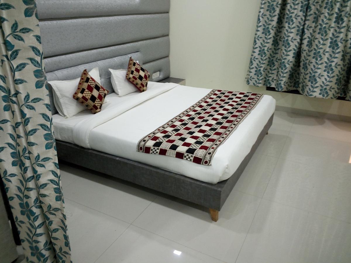 Casa Green Hotel Shirdi Esterno foto